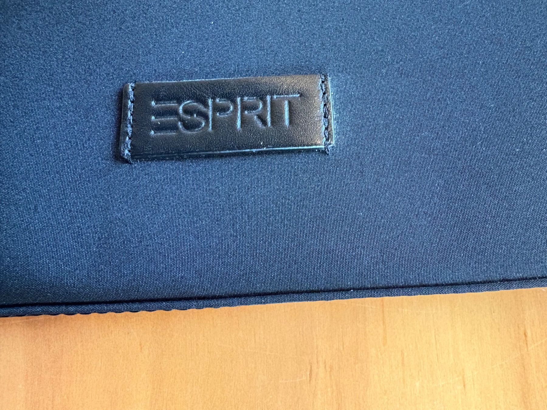 Esprit Borse da donna: Elegante Handtasche schwarz ESPRIT – Usato da Uster venduto da pri_6r68