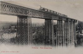 FRIBOURG  -  Pont Grand Fey - Train à vapeur - Dampfzug