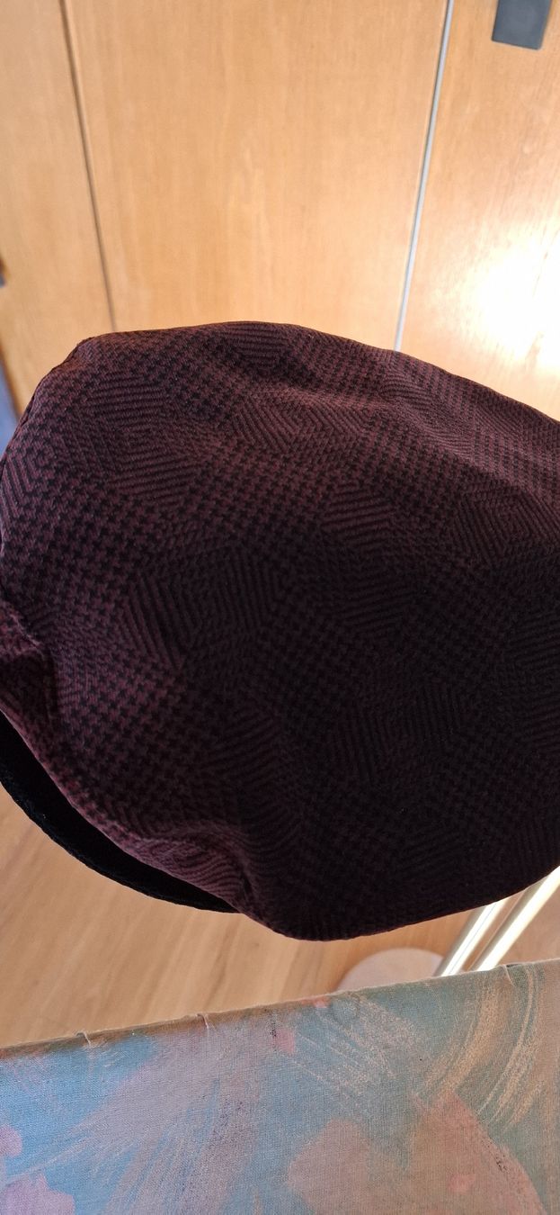 Copricapi, berretti & cappellini: retro Schiebermütze dunkelrot  – Usato da Mellingen venduto da lathei 2