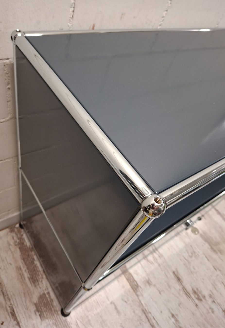USM Banconi: USM Haller Schrank Anthrazitgrau – Usato da hombrechtikon venduto da Marijo 3