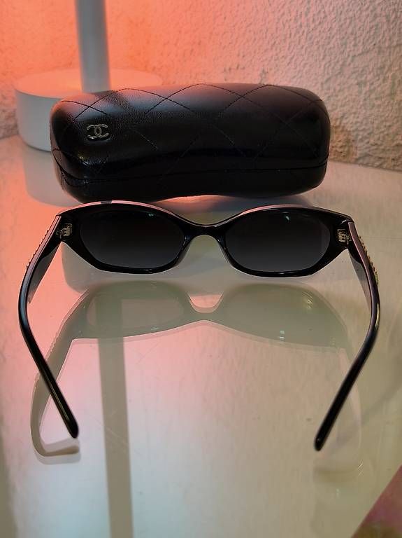 Brillen & Gläser: Chanel Sonnenbrille – Gebraucht aus Erlinsbach SO von VWV1 2