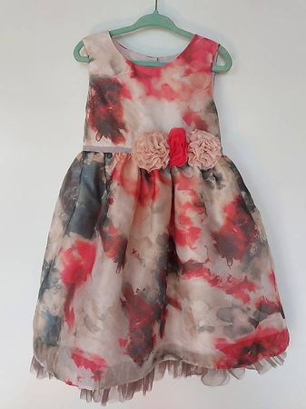 Festliches Kinderkleid / Blumenmädchenkleid  Gr. 110