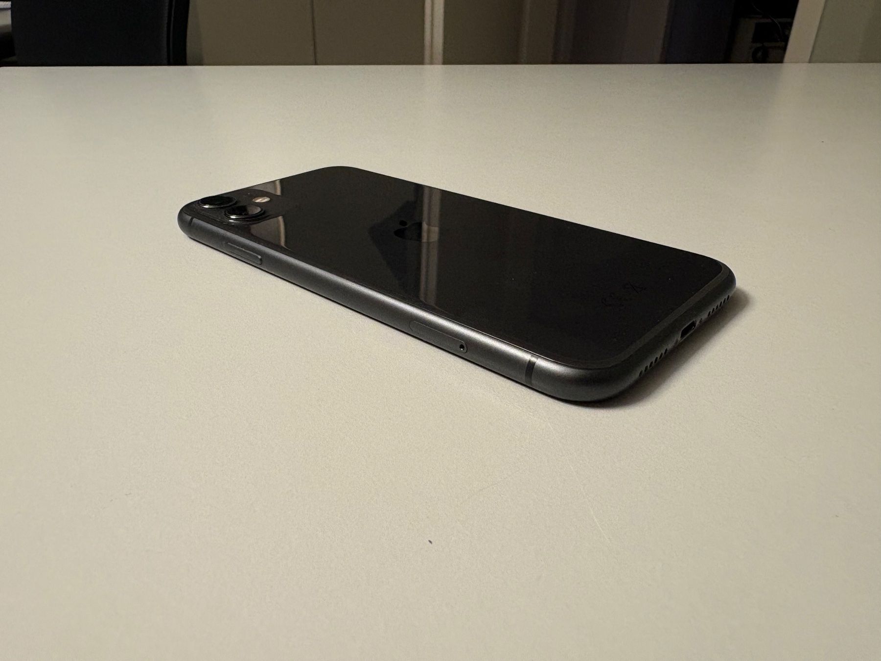 Apple Portables: Apple iPhone 11 – D'occasion à Baar par jan_nr78 2