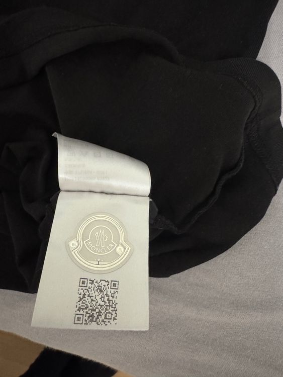 Moncler T-Shirt Gr.L schwarz Top Zustand 3