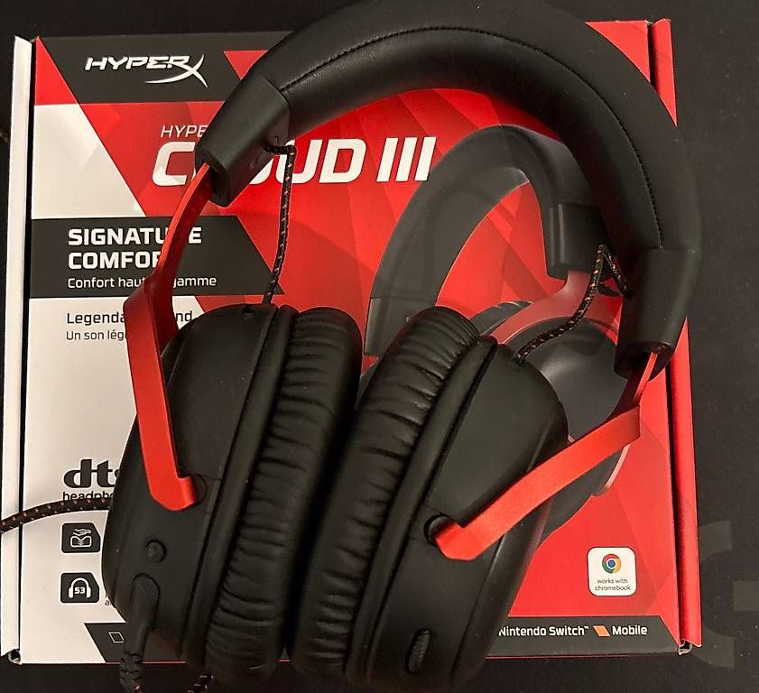 Cuffie: Cuffie HyperX Cloud 3 con poco uso – Usato da Lugano venduto da joa_m6h2 1