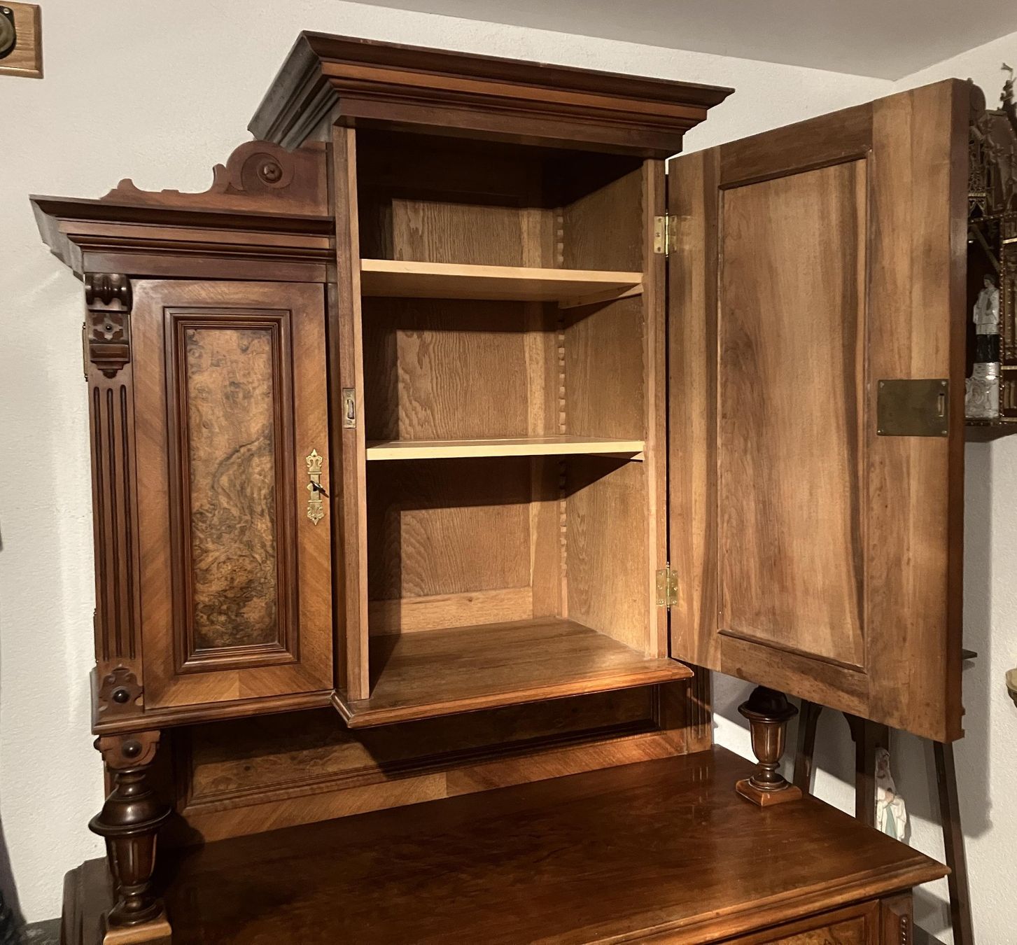 Credenze: Buffet alt Echtholz zt. Furniert – Usato da Bichelsee venduto da Gloeckner 2