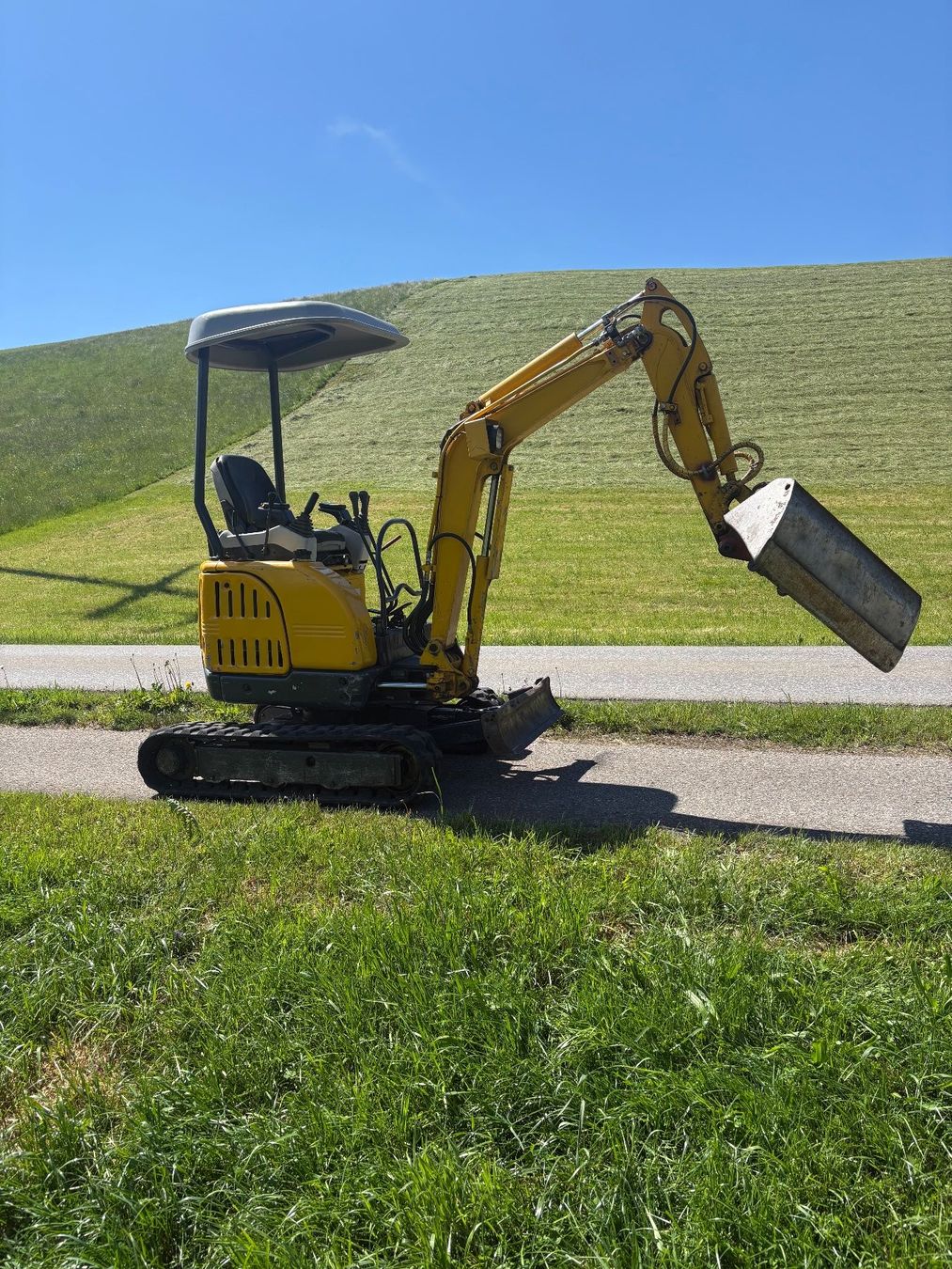Hutter Escavatori: Minibagger Hutter IHI 15NX – Usato da Hasle LU venduto da pal0ma 1