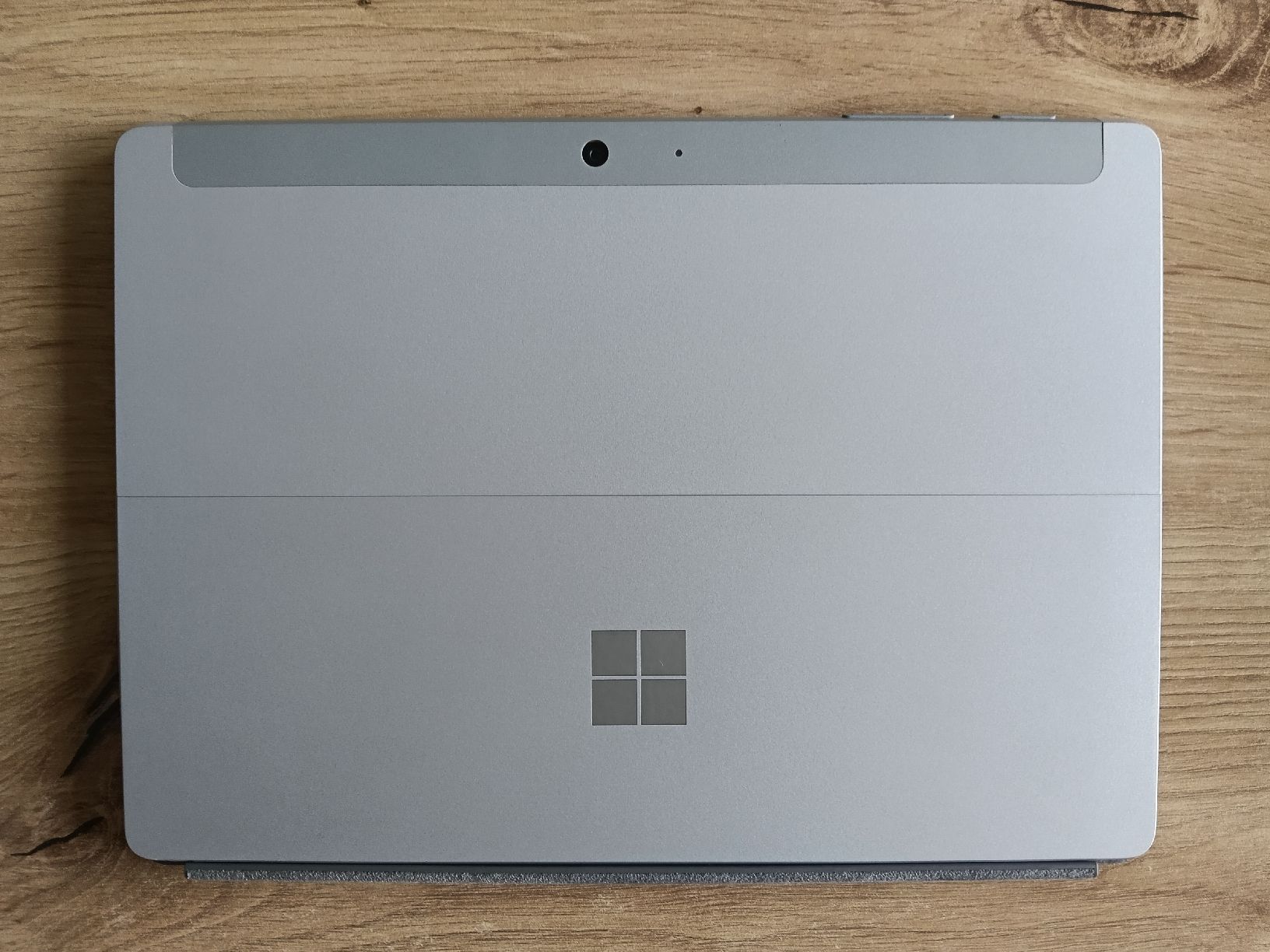 Microsoft Tablet PC: Microsoft Surface Go 3 inkl. Type Cover ab 1.- – Gebraucht aus Thayngen von Darkmotion 2