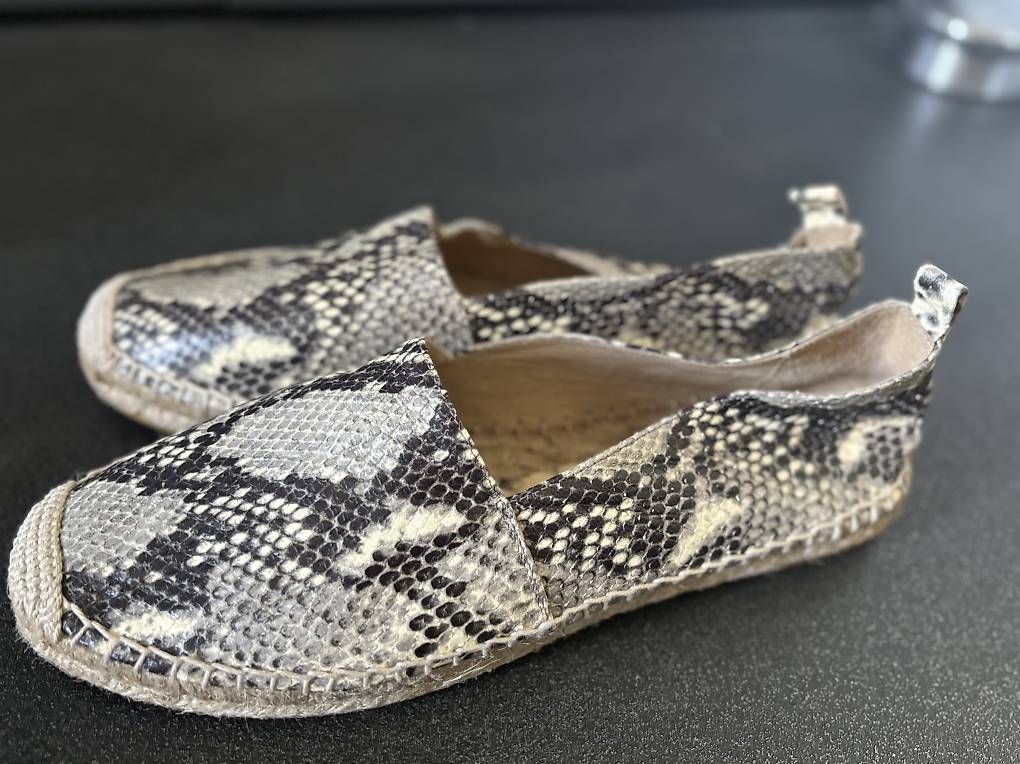 Damenschuhe: Espadrilles Damen Leder 39 – Gebraucht aus Itingen von grapri