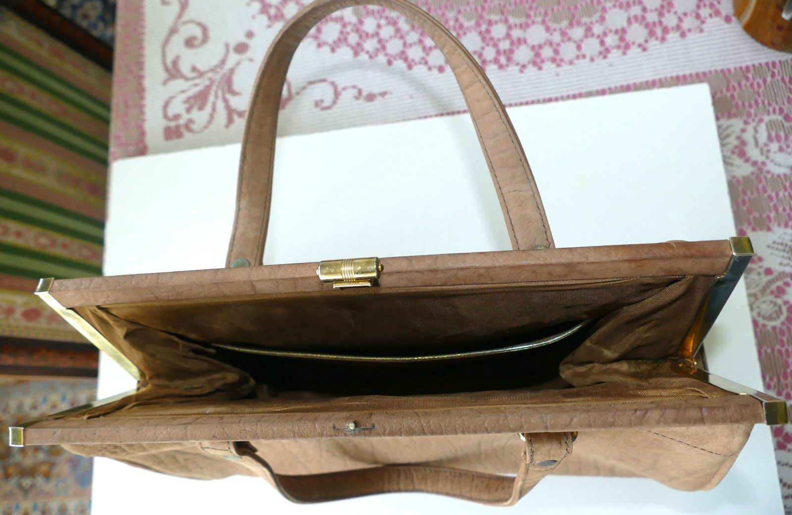 Taschen für Damen: Handtasche – Gebraucht aus Dietlikon von kes_j6d7 3