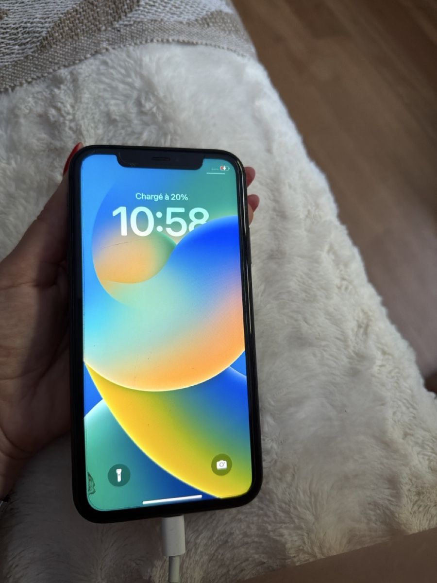 Apple Handys / Smartphones: iPhone 11 noir  – Gebraucht aus Le Locle von Mayd_h