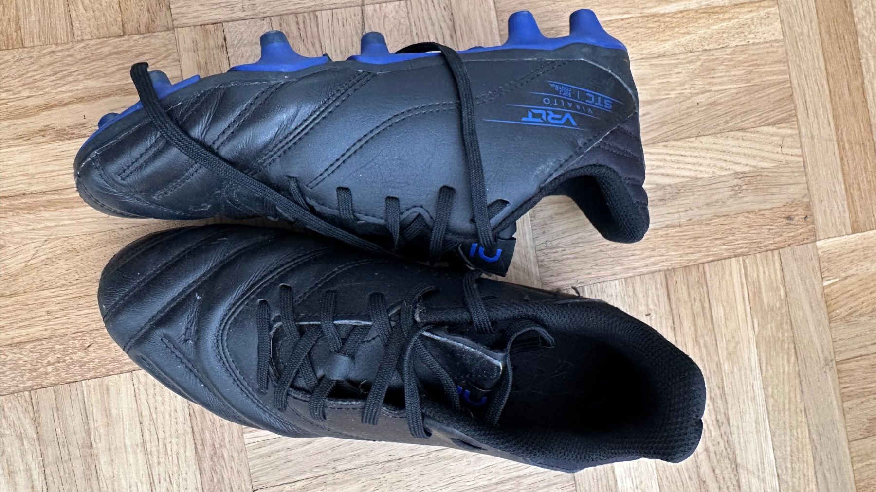 Scarpe da uomo: Fussballschuhe Kipsta ST100 Gr. 36 – Usato da Schönenbuch venduto da marisli80