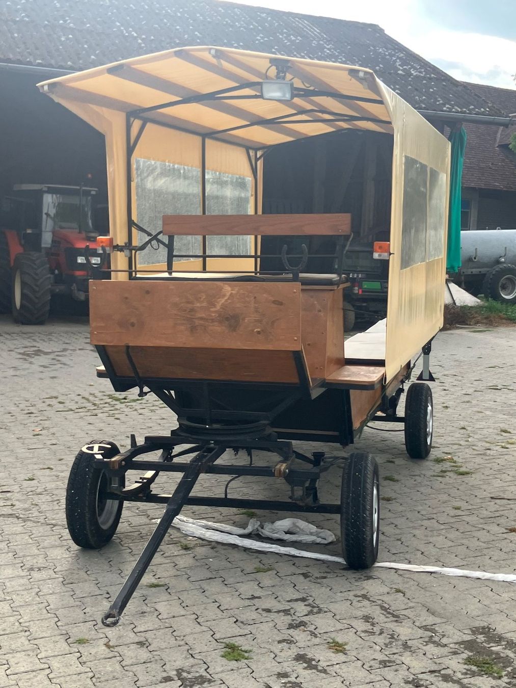 Calèches: Pferdewagen – D'occasion à Mühlau par X-Treiber 2