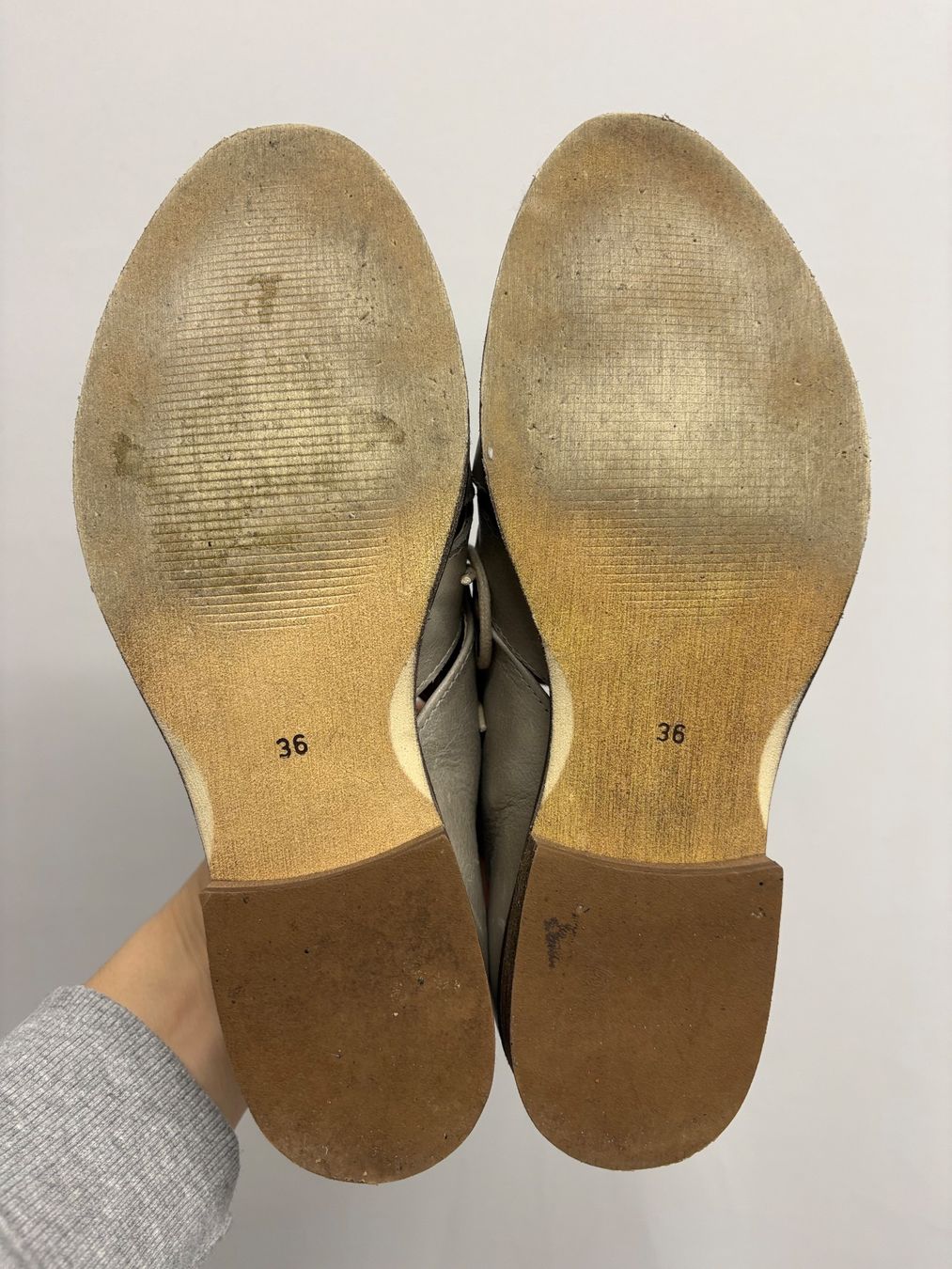 Scarpe da donna: CARA Schnürschuhe mit Cut outs Leder beige 36 – Usato da Regensdorf venduto da secondchancefashion 6
