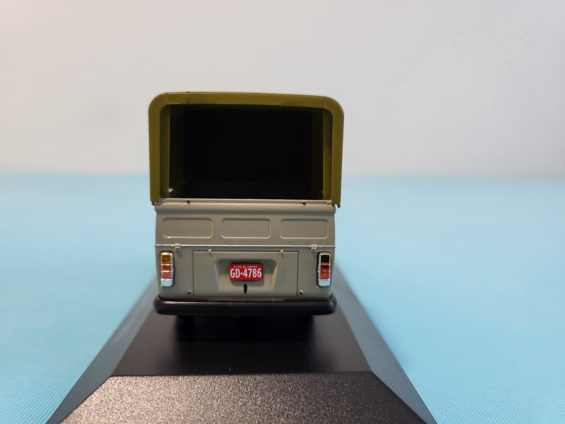 Volkswagen Modellautos: VW T2 Doppelkabine – Neu (gemäss Beschreibung) aus Glattbrugg von PhilKrill 4