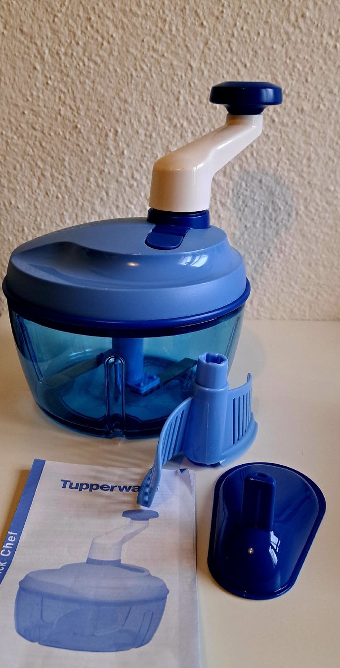 Küchengeräte: Tupperware Quick Chef blau mit Zubehör Neuwertig  – Neu (gemäss Beschreibung) aus Bremgarten AG von sil_g8jy