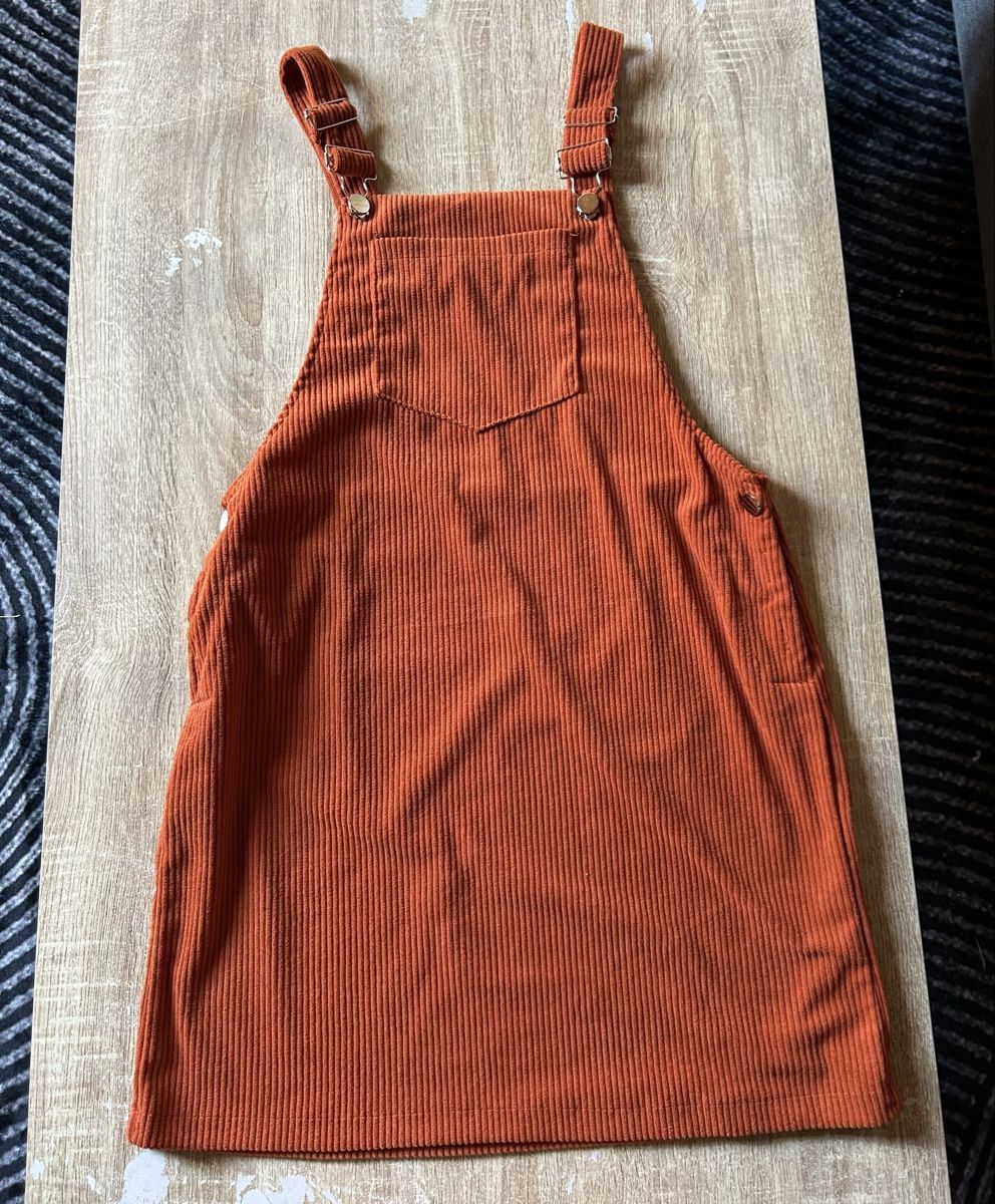 Lotti di vestiti: Lot robe femme  – Nuovo (secondo la descrizione) da Orges venduto da vez_c6q7 2