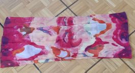 Foulard rouge-orange neuf / Schal rot-orange neu