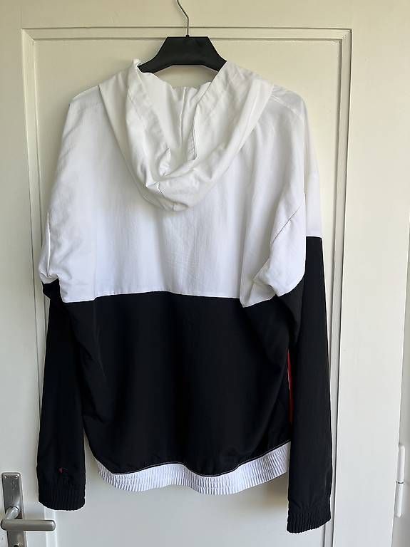 Jacken: Pull/veste Champion – Gebraucht aus Genève von alv_gj95 1