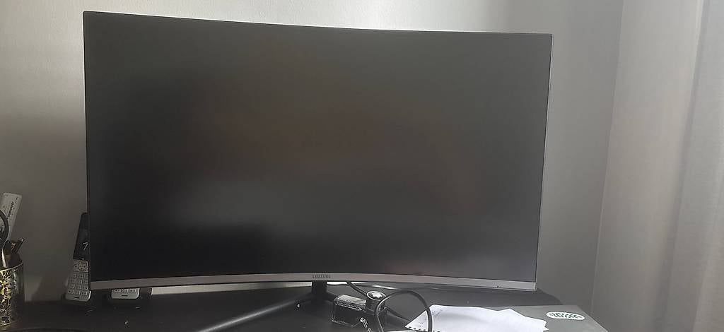 Samsung Monitor: Samsung Bildschirm – Usato da Zürich venduto da Csnoopi 2