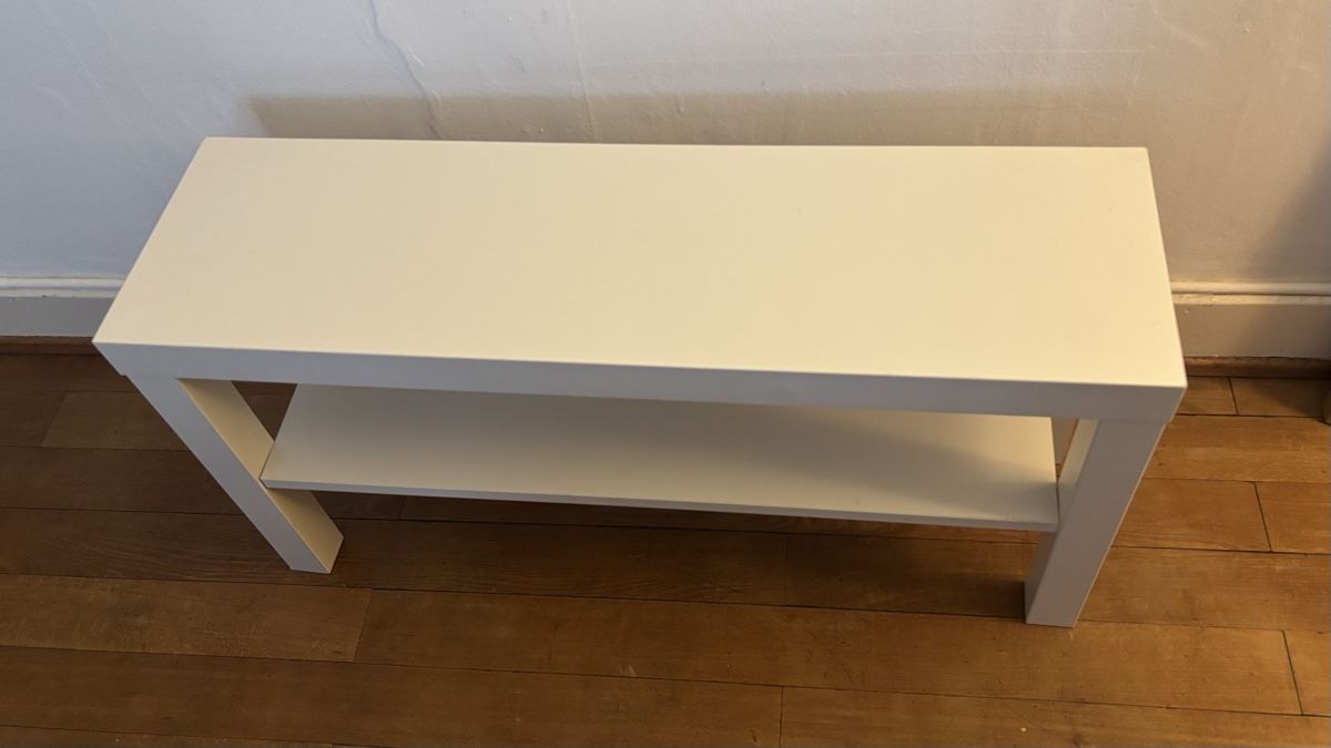 Ikea Meubles TV: TV Bank / Beistelltisch  – D'occasion à Basel par mar_85m9 2