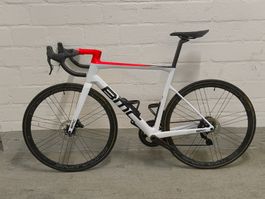 BMC Teammachine SLR01, Campagnolo Super Reccord, Bora Räder