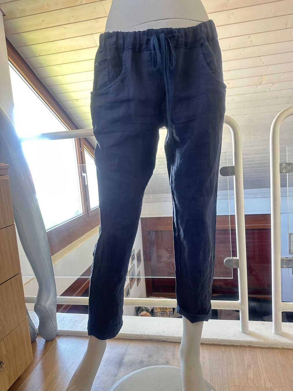 Pantalons: Leinenhose von ITALIAN STYLE – D'occasion à Neuhausen par Lechasseur