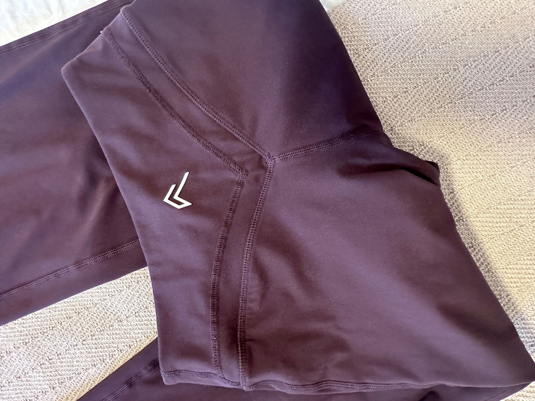 Oner Active Leggings: oner active flared wrap leggings unified NEU Gr S – Nuovo e nell'imballaggio originale da Zürich venduto da fa282 1