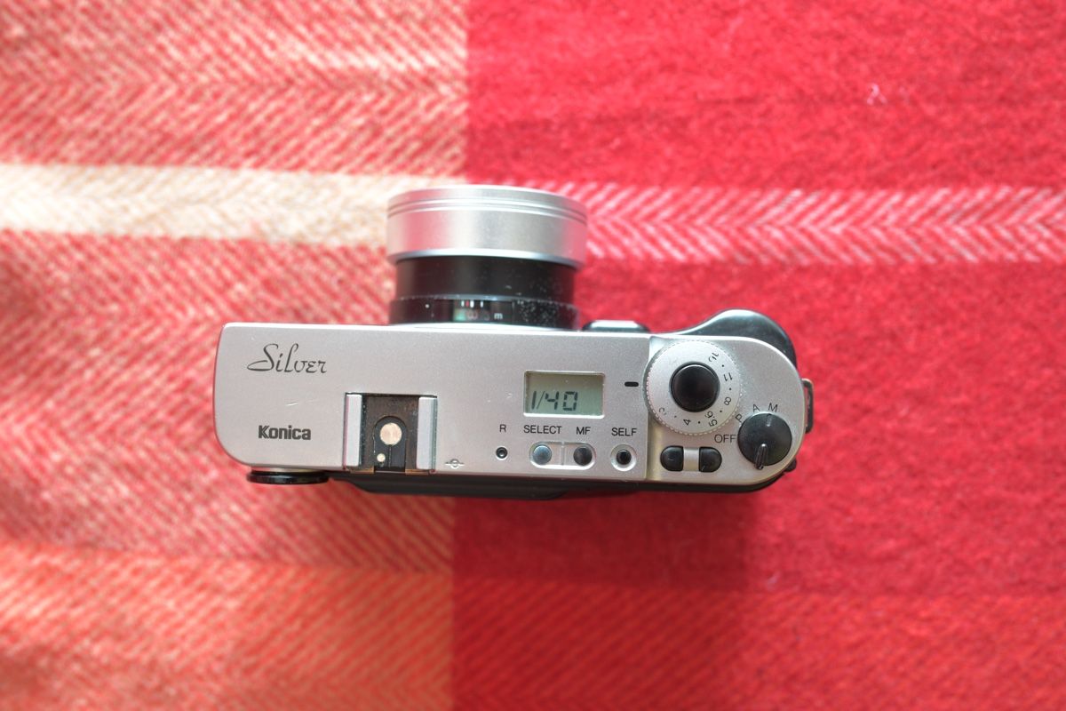 Konica Fotocamera: Konica Hexar AF Silver – Usato da Lausanne venduto da fab_x6xm 6