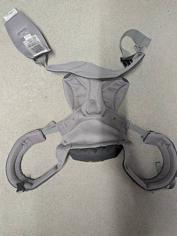 Ergo Baby Porte-bébés ventraux & dorsaux: Ergobaby Trage Omni 360 – D'occasion à Nidau par Snipe1 1