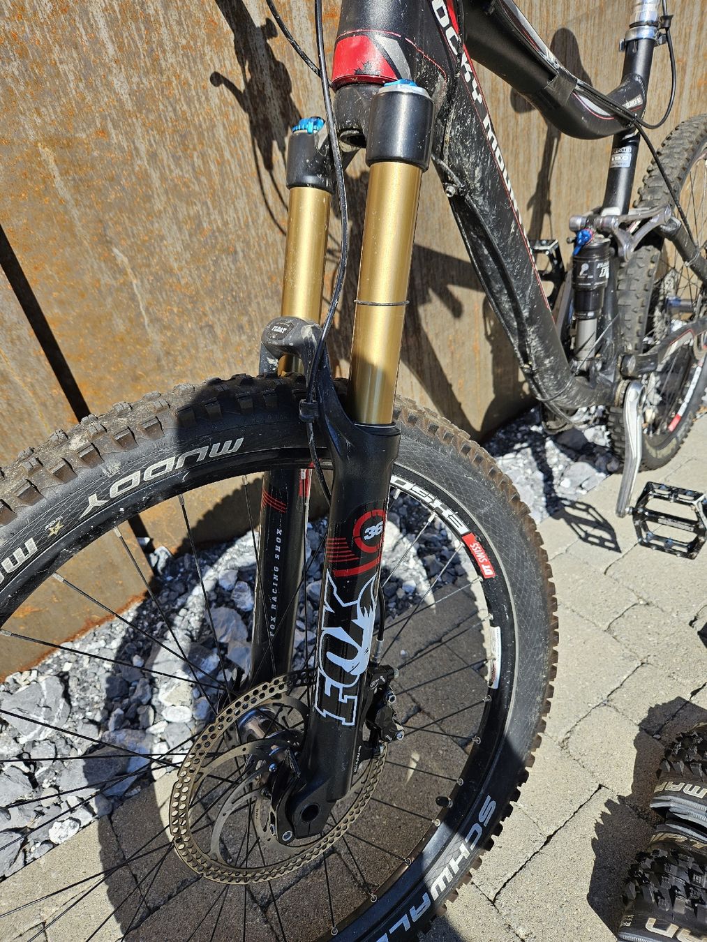 Velos: Rocky Mountain Slayer 70 – Defekt aus Appenzell von MaurusK. 5