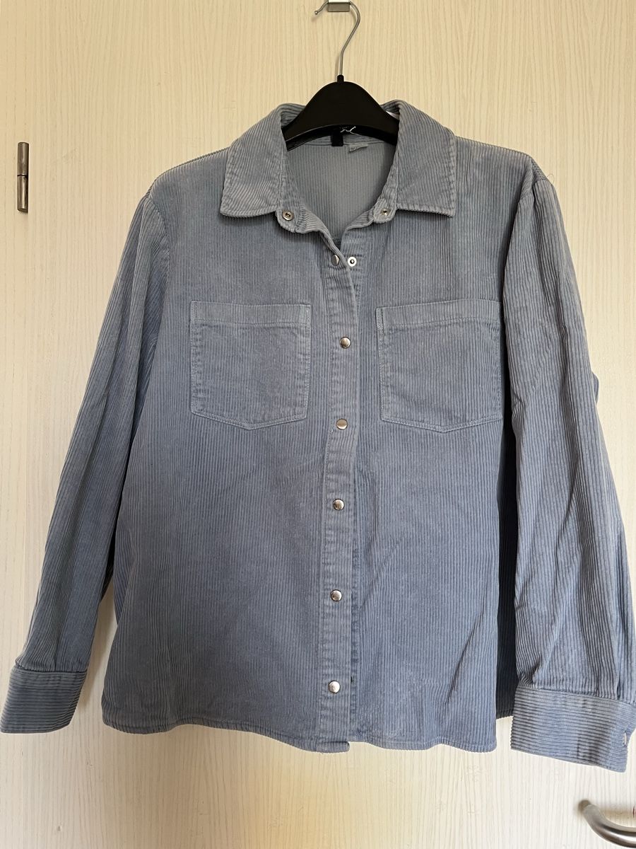 H&M Giacche: hellblaue Hemdjacke M – Usato da St. Gallen venduto da andreav.