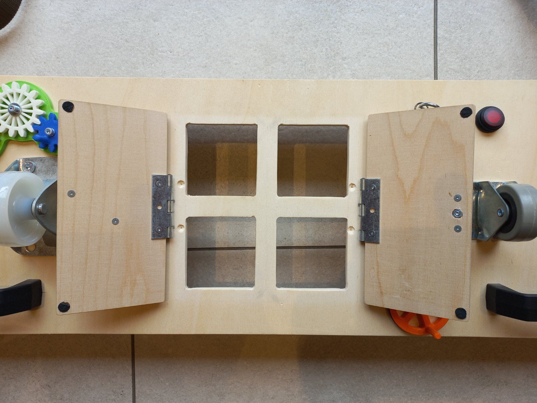 Giocattoli: Activity Board – Usato da Frutigen venduto da samuele80