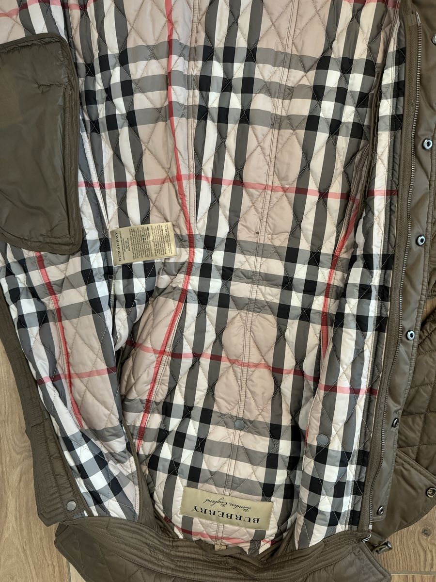 Burberry Giacche: Burberry Nylon Steppjacke – Nuovo (secondo la descrizione) da Zürich venduto da iva_c9dw 3