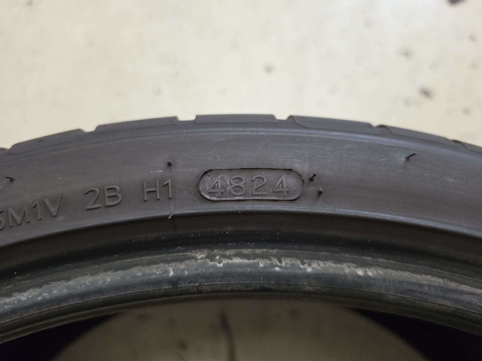 Hankook Pneumatici & Ruote complete: 265/30R20 – Usato da pratteln venduto da fir_nhg5 4