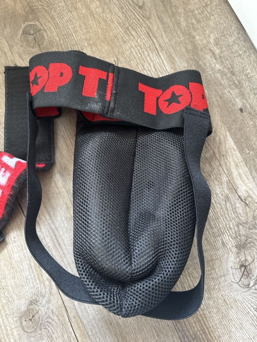 Kinderhandschuhe: Kick Box ausrüstung – Gebraucht aus Leimbach AG von brebi 4