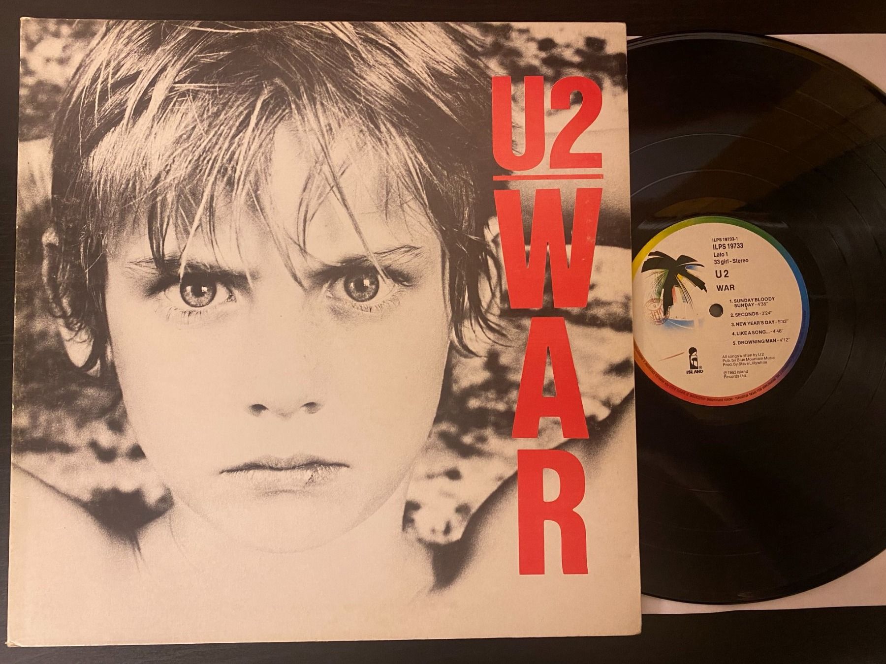 Schallplatten: U2 – War [LP IT 1983] – Gebraucht aus Tamins von