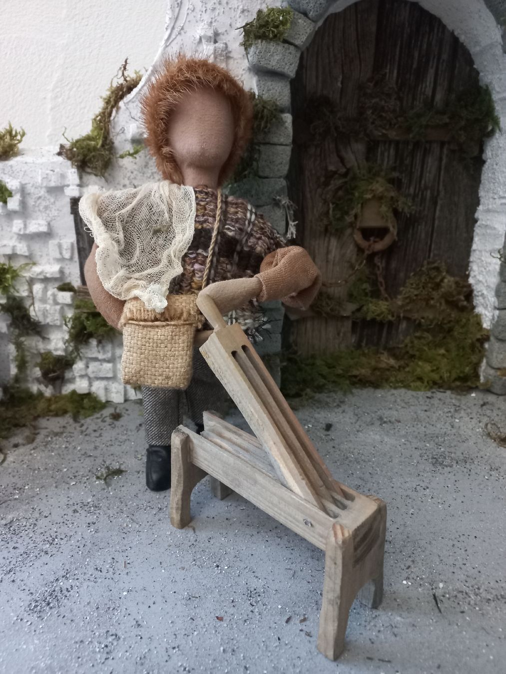 Figurines: Schwarzenberger Krippenfigur, Hirte mit Flachsbrecher – D'occasion à Lachen SZ par jimmygoal13 6