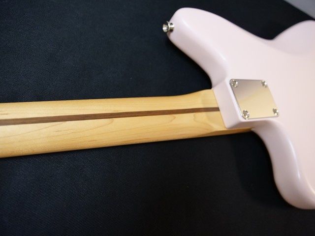 Fender Musikinstrumente: Fender Jazzmaster Japan FSR Satin Shell Pink LTD – Neu (gemäss Beschreibung) aus Origlio von sto_2pxf 7