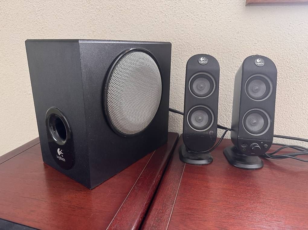 Haut-parleurs: Casse musica logitech  – D'occasion à Quartino par dio_8gpn