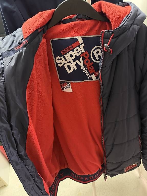 Vestes: SUPERDRY WINTERJACKE – D'occasion à Märstetten par sha_9p7c 1