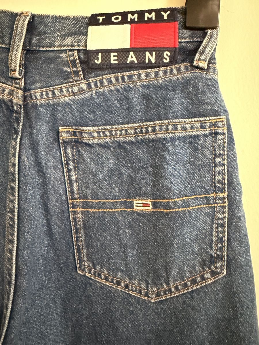 Jeans: Tommy mom Jeans, Grösse 25/30 – Nuovo (secondo la descrizione) da Effretikon venduto da van_7lf9 1