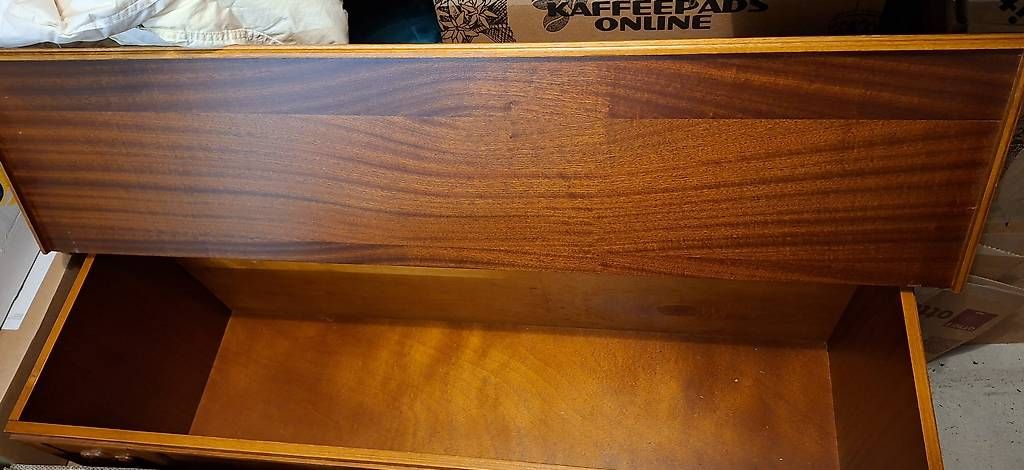 Cassapanche: Coffre en bois massive – Usato da Pully venduto da Dede1958 3