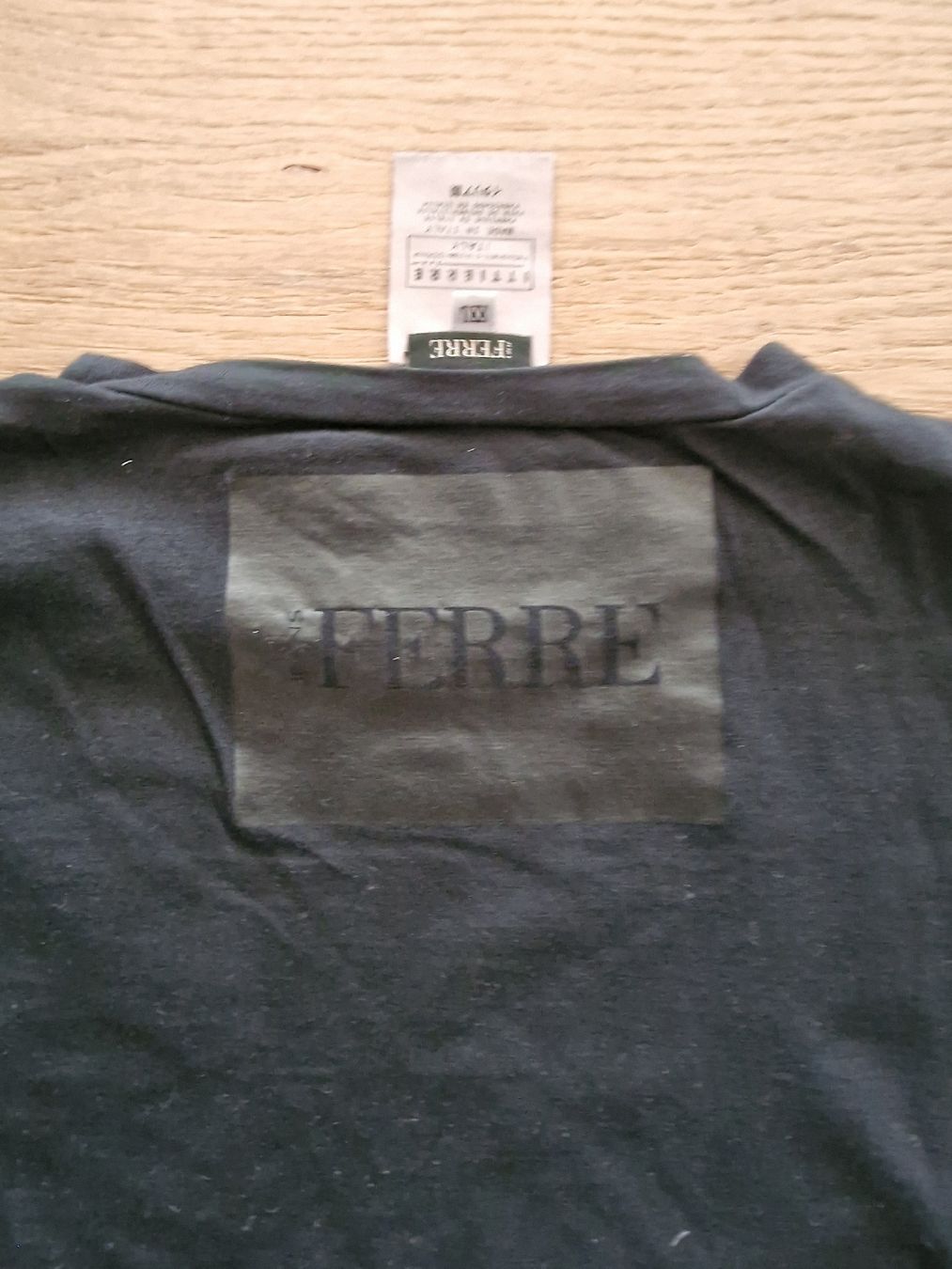 Gianfranco Ferre Maglioni & Felpe: Herren T-Shirt Langarm Gianfranco FERRE – Usato da Allenwinden venduto da Babo2 2