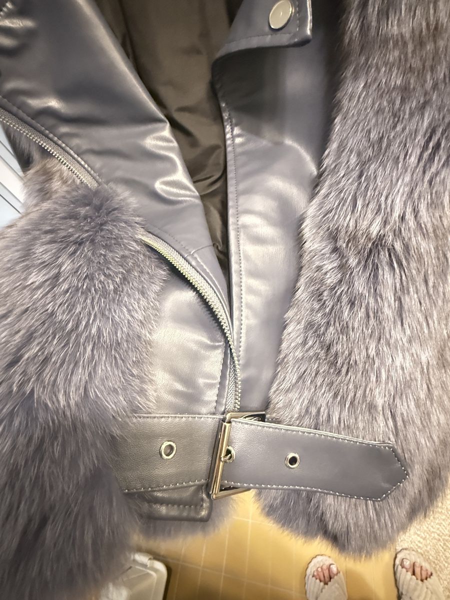 Giacche: Jacke mit Pelzbesatz, Grau, Gr. 36-38 – Nuovo (secondo la descrizione) da Zug venduto da katarinajj 4