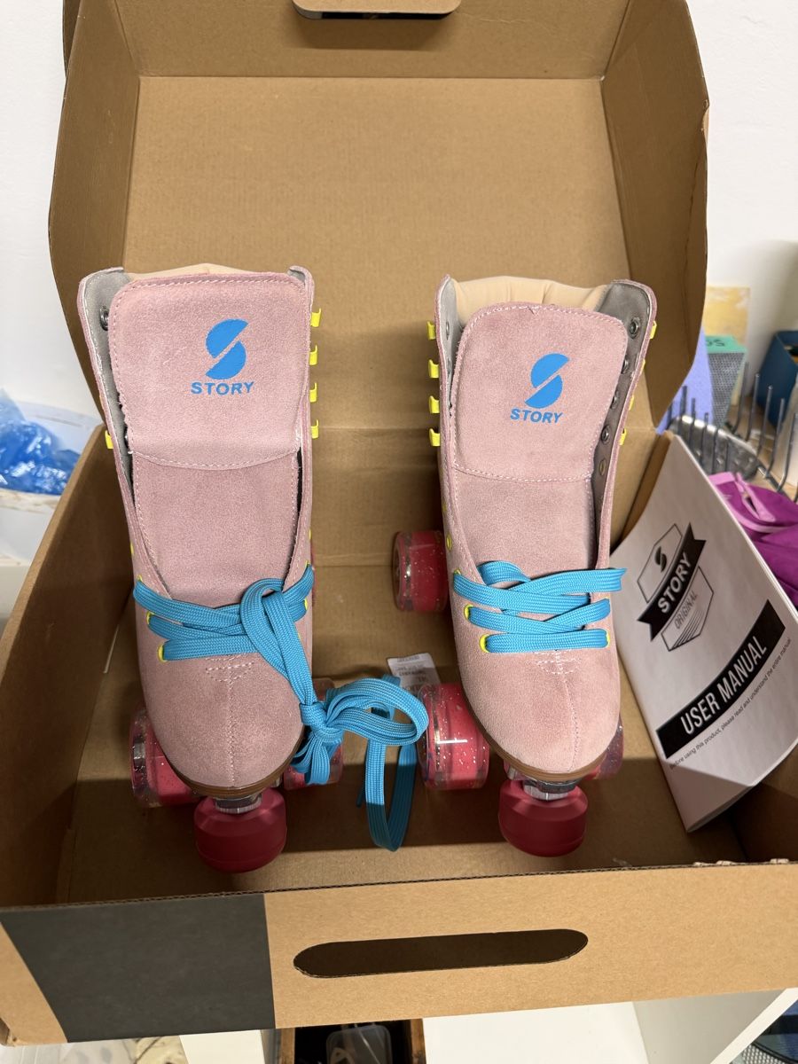 Inline-Skating & Rollschuhe: Rollschuhe altrosa mit Glitzerrollen  – Neu und originalverpackt aus Grenchen von bol_ctv7 1