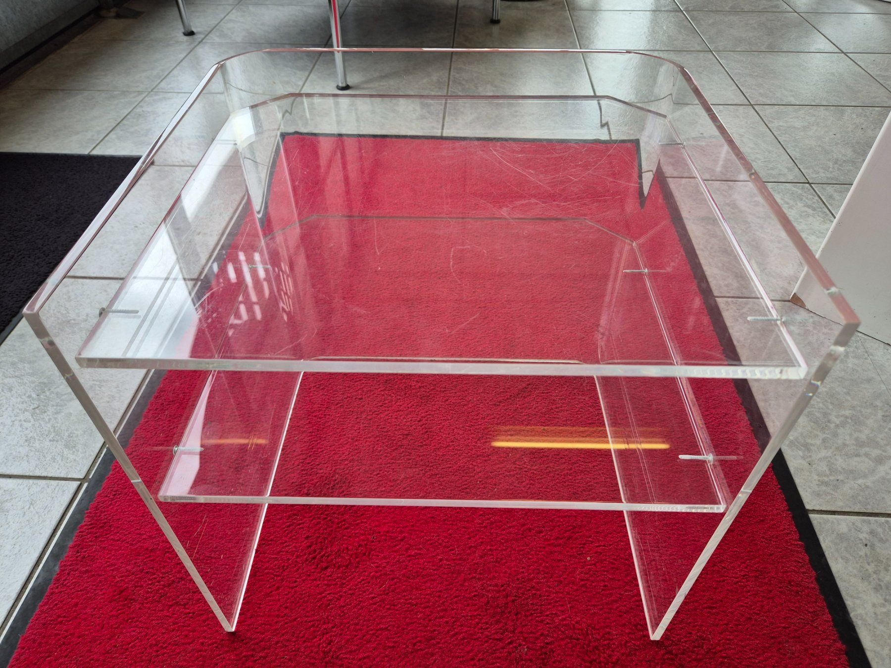 Nachttische: Plexiglas Nachttisch, Coffee-Table, Beistelltisch 2 Ablagen – Gebraucht aus Nottwil von Wondewa-Shop 7