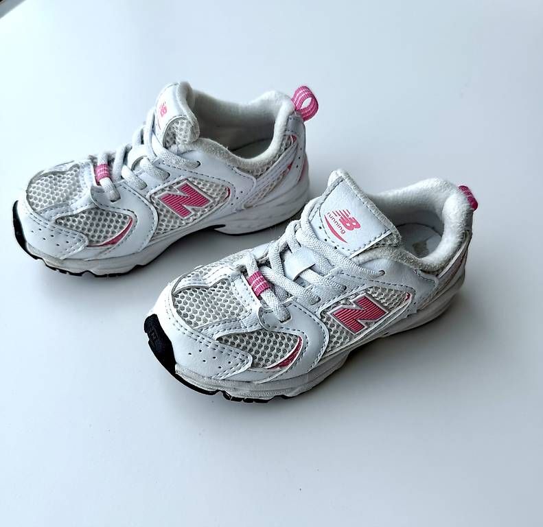 Scarpe per ragazze: New Balance 25 – Usato da Bottighofen venduto da Verkauf_TG 2