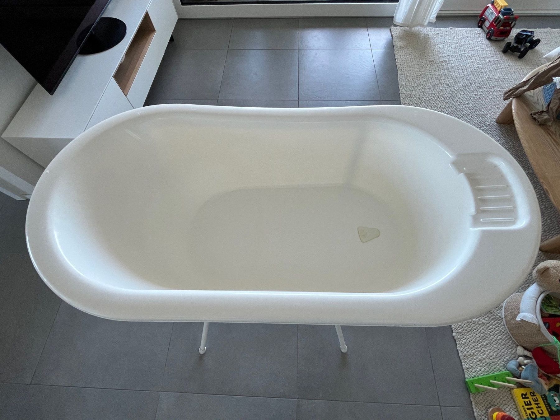 Vasche da bagno: Baby Badewanne, mit Klappständer – Nuovo (secondo la descrizione) da Fribourg venduto da RafaelFilliger