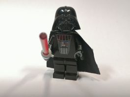Lego Star Wars Darth Vader - Trans-Red Light-Up Lightsaber